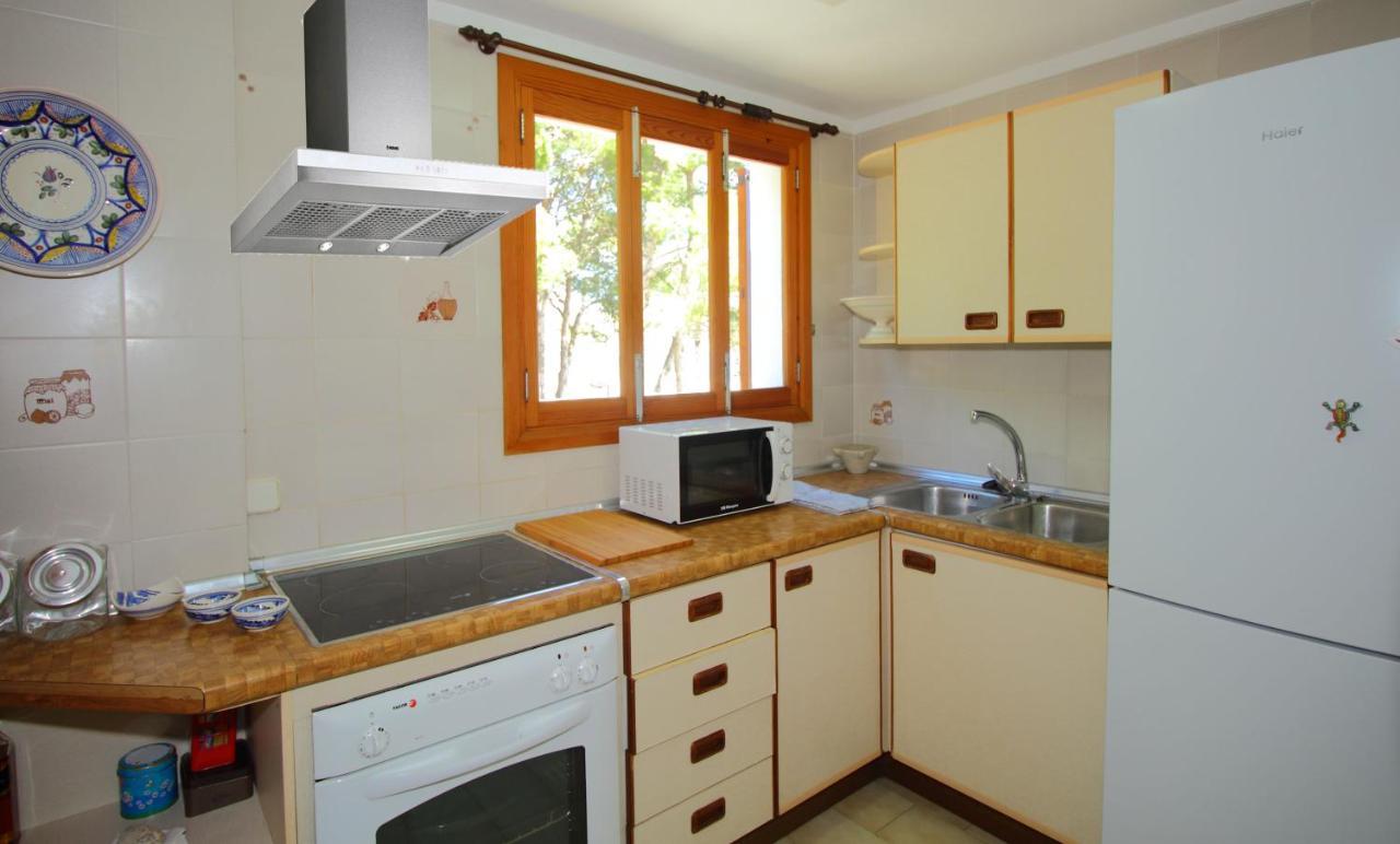 Family Seafront Apt Fantastic Seaview Pollenca Exterior photo