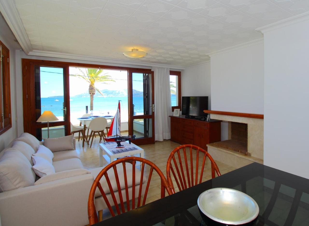 Family Seafront Apt Fantastic Seaview Pollenca Exterior photo